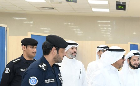 عذبي الناصر تفقد مركز خدمة العارضية وأشاد بكفاءة وسرعة تقديم الخدمات المقدمة للمواطنين