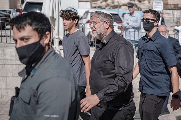 مئات المستوطنين يقتحمون المسجد الأقصى في ذكرى ما يسمى «خراب الهيكل» المزعوم