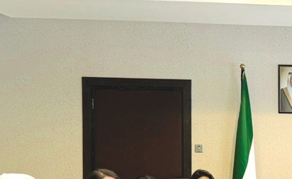 هيئة الإعاقة تبحث مع البنك الوطني تنفيذ مشروع ذكي لتسهيل التواصل مع ذوي الإعاقة السمعية