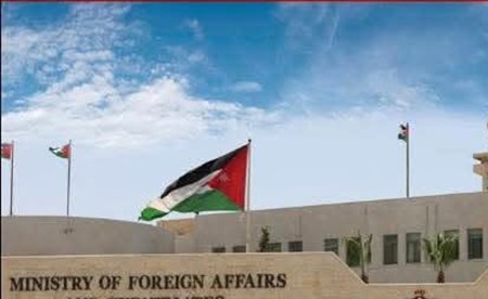 الأردن يُدين الاعتداء الذي استهدف منفذ العبدلي الحدودي