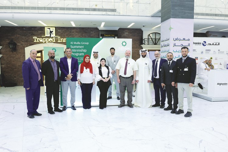مجموعة الملا تستقطب متدربين من الطلاب والطالبات في معرض إنجاز الكويت الثالث للتدريب الصيفي