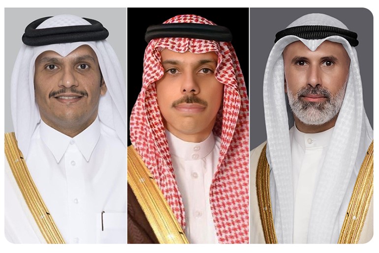 وزير الخارجية يبحث هاتفيا مع نظيريه السعودي والقطري آخر التطورات الإقليمية