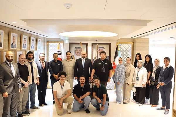 السفير العصفور يؤكد أهمية الاستفادة من التجارب الكورية في المجالات التكنولوجية ونقلها إلى الكويت