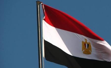مصر: حريق سفينتين في ميناء دمياط ناتج عن طائرة مسيرة