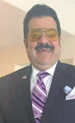 «بوخرشد» يحقق حلمه الأكاديمي