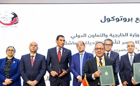 «الخارجية» و«التخطيط والتنمية الاقتصادية» تطلقان خدمة سداد الفواتير للمصريين بالخارج عبر «سهل»