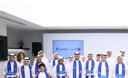 «برقان» يكرّم الطلبة الأوائل بالتعاون مع «التربية»