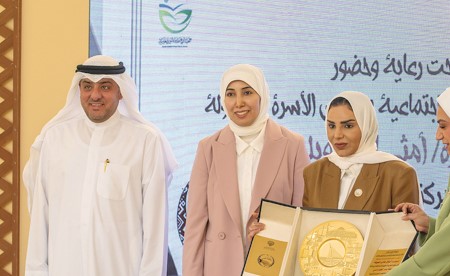 وزيرة «الشؤون»: كبار السن رصيد وطني وإنساني و«رفقة عمر» يعزز جودة حياتهم واندماجهم المجتمعي