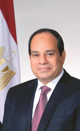 ملك البحرين يهاتف الرئيس المصري للاطمئنان على الأوضاع إثر الهزة الأرضية الأخيرة