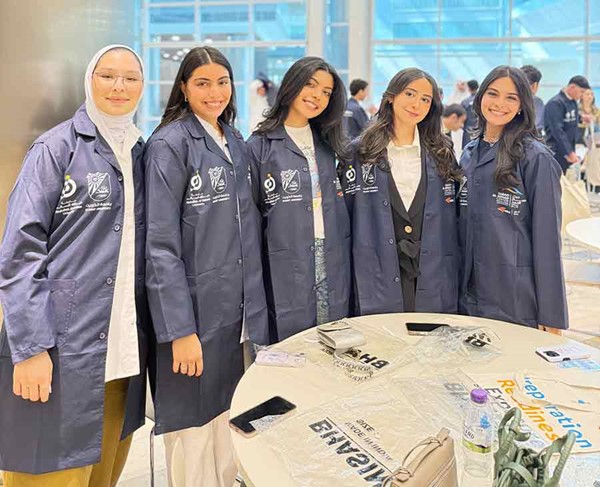 برنامج تأهيل جامعي لطلبة الثانوية المتميزين في مجالي الطب والهندسة