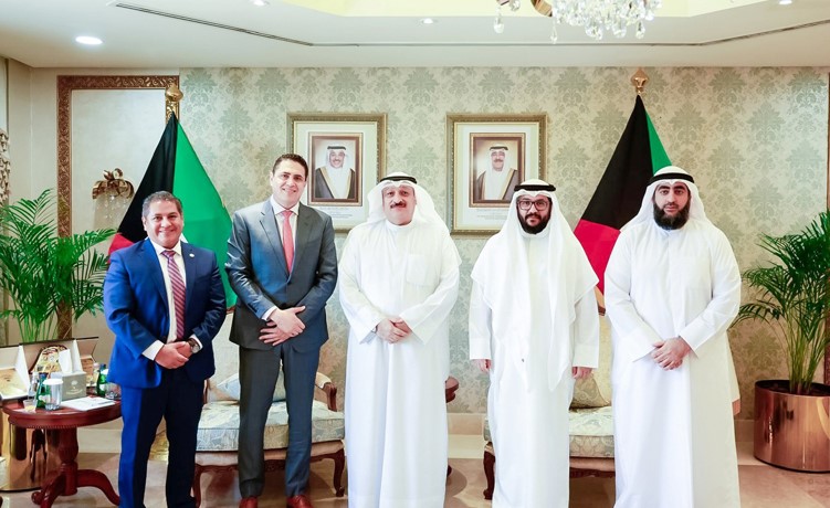 وزير الصحة بحث مع وفد مستشفى مايو كلينك الأميركي تعزيز التعاون في مجالات التعليم الطبي