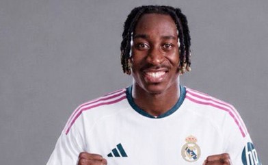 ريال مدريد يتعاقد رسمياً مع ديوماندي
