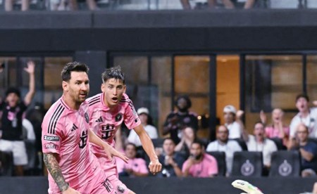ميسي أفضل هداف في كأس الرابطتين