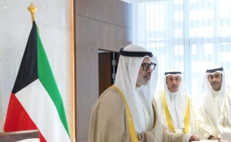 وزير الخارجية يتسلم نسخة من أوراق اعتماد سفيرة أستراليا