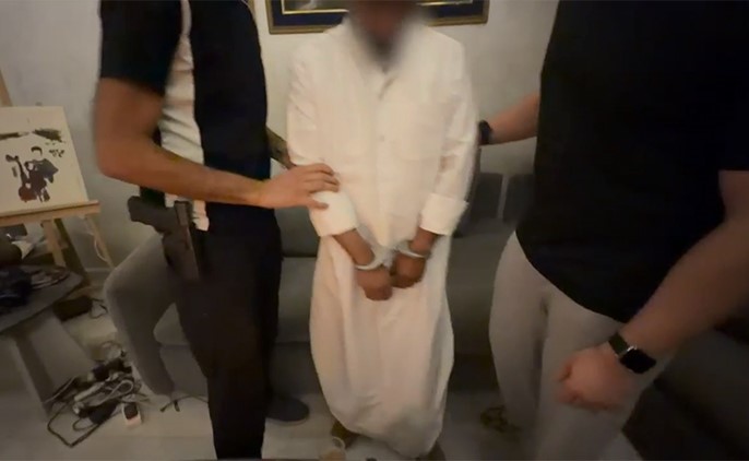 ضبط مواطن يدير مزرعة لـالماريغوانا في الدوحة وبحوزته أكثر من 6 كيلوغرامات مخدرات