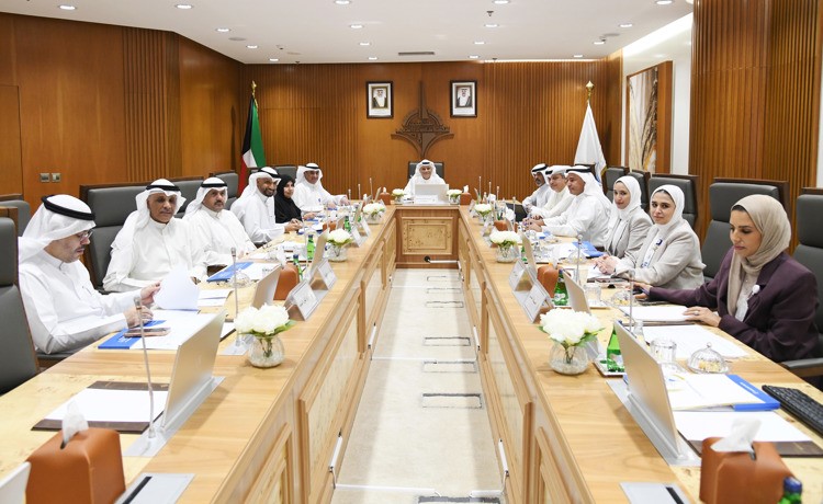 استحداث تخصصات السكك الحديدية والأمن الغذائي والطاقة والاستدامة في التطبيقي