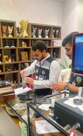«التجارة» تخالف بعض الجمعيات التعاونية والمحال التجارية في «العاصمة»