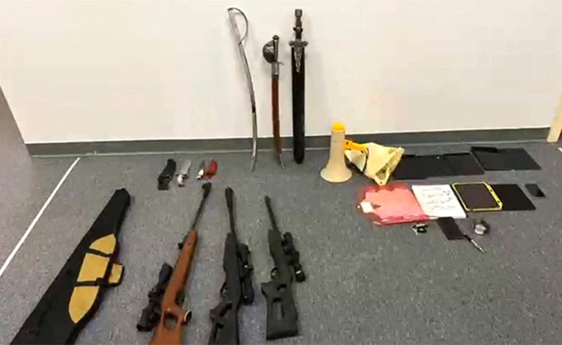 بالفيديو أمن الدولة ضبط حدثين تواصلا مع عناصر متطرفة في تنظيم داعش الإرهابي والتخطيط لاستهداف دور العبادة لأحد المذاهب في البلاد