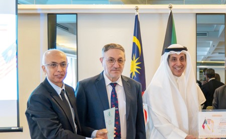 مؤسسات خيرية ماليزية تكرم الكويت تقديراً لمبادراتها الإنسانية