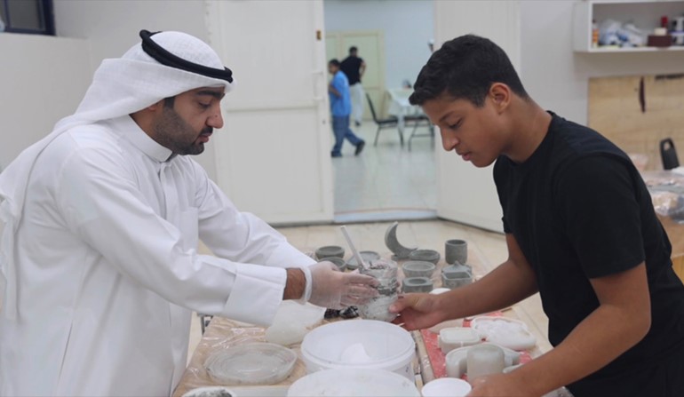 نادي الدراسات العملية يطور مهارات الطلبة اليدوية والفنية والإبداعية صيفاً