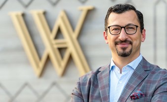 والدورف أستوريا الكويت يحتفي بثلاثة إنجازات مرموقة في جوائز «هوت غراندور» العالمية للتميز لعام 2026