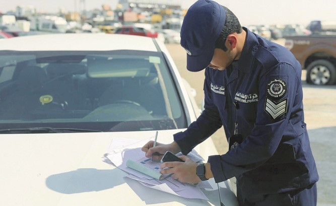 بالفيديو الإطفاء استخدام السلالم وفصل الكهرباء والإخلاء وإغلاق الغرف وسائل ناجعة في حرائق المنازل