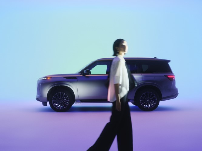 إنفينيتي QX80..  فخامة تلائم المرأة العصرية