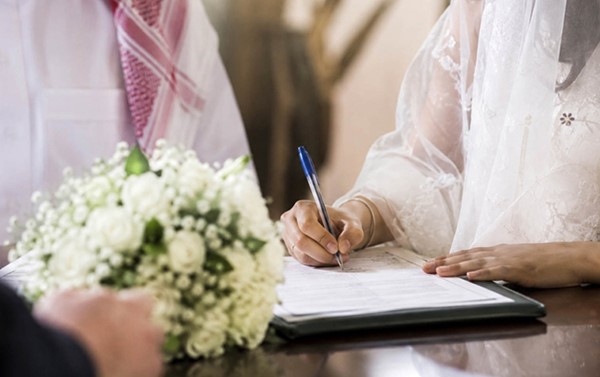 1783 مواطناً ومواطنة تزوجوا دون الـ 20 عاماً