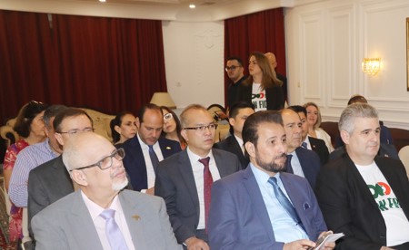 السفارة الكوبية احتفلت بمناسبة مرور 100 عام على الثورة