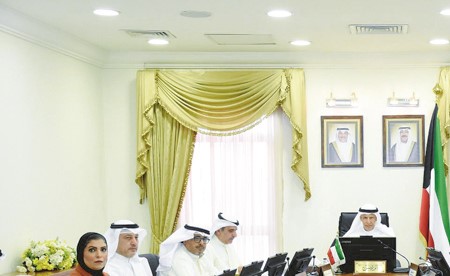 «الجهاز المركزي» و«المناقصات» و«القوى العاملة» تبحث الموضوعات المشتركة والتعاون المتبادل