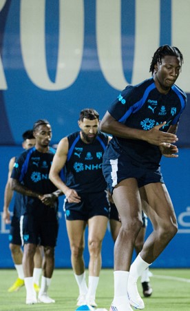 كأس خادم الحرمين.. الهلال والأهلي في ضيافة الرائد والأنوار