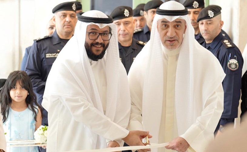 النائب الأول خلال افتتاح عيادة الطوارئ بمبنى نواف الأحمد الاهتمام بصحة منتسبي الداخلية بما ينعكس إيجابا على كفاءتهم وأدائهم