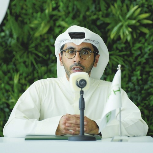 فهد السعد متحدثا في اللقاء