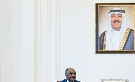 صاحب السمو تسلم رسالة خطية من رئيس مجلس السيادة الانتقالي بالسودان