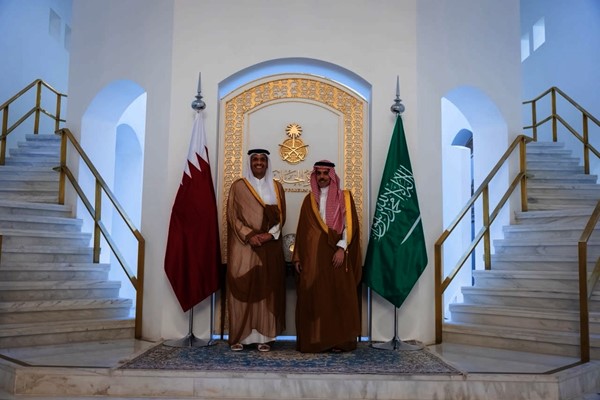 السعودية وقطر: ضرورة مواصلة العمل المشترك لضمان أمن الممرات البحرية بالمنطقة