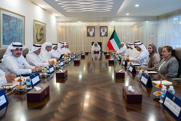 التنسيق بين مختلف الجهات لضمان الالتزام بمكافحة غسل الأموال وتمويل الإرهاب