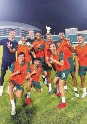 يوسف الخبيزي خلال تواجده في تدريبات العربي