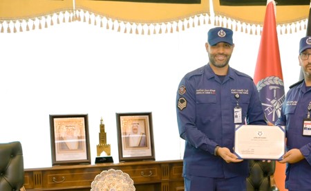 «الإطفاء» تكرّم رقيباً أول لمكافحته حريقاً خارج أوقات العمل