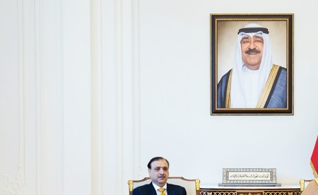ولي العهد استقبل مستشار الأمن القومي والمدير العام للاستخبارات المشتركة الباكستاني