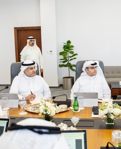 المستشار ناصر السميط وعبداللطيف المشاري