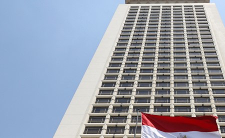 مصر ترحب بقرار الولايات المتحدة رفع سورية من قائمة الدول الراعية للإرهاب: يدعم جهود تحقيق الاستقرار