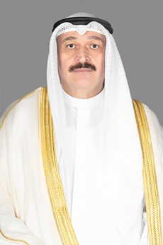 وزير الصحة يصدر قراراً شاملاً لتنظيم الترويج للأدوية والمنتجات الطبية والتعامل مع ممثلي الشركات