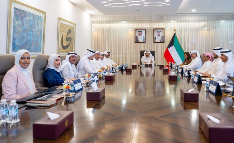 رئيس الوزراء تذليل المعوقات لضمان سرعة تنفيذ المشاريع التنموية الكبرى