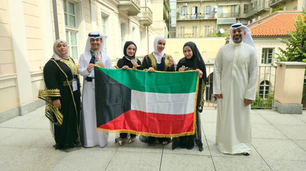 طلبة الكويت يحققون إنجازاً علمياً متميزاً ويحصدون 8 ميداليات في أولمبياد علوم الأرض الدولي الـ19 في تورينو
