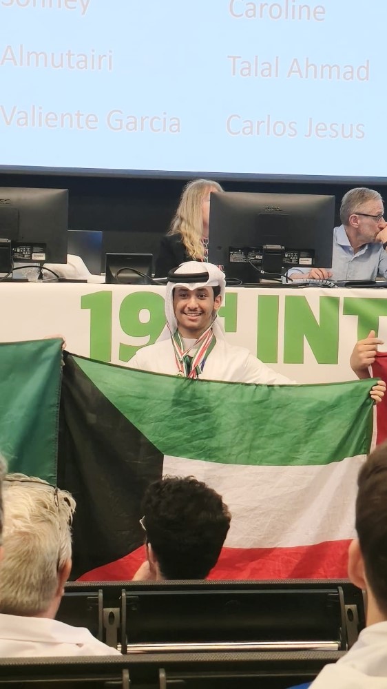 طلبة الكويت يحققون إنجازاً علمياً متميزاً ويحصدون 8 ميداليات في أولمبياد علوم الأرض الدولي الـ19 في تورينو