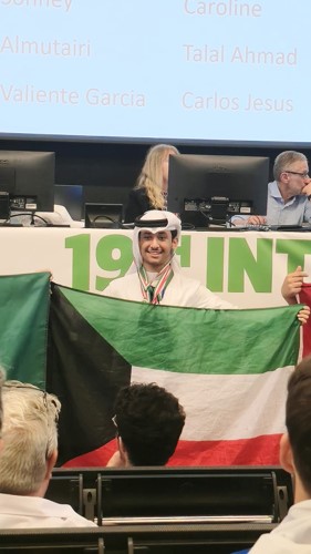 الطالب طلال المطيري يحصد ٣ ميداليات فضية وبرونزيتين