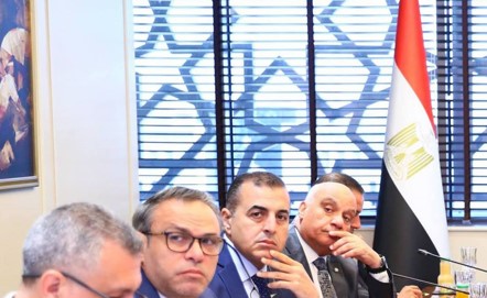 وزيرة التنمية المحلية: تنفيذ مشروعات بيئية متكاملة في مجالات الحد من التلوث