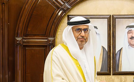 رئيس الوزراء تلقى دعوة من نائب رئيس الإمارات لحضور قمة أسبوع أبوظبي للاستدامة
