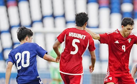 «أزرق الشباب» يخسر من اليابان
