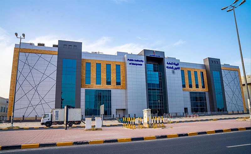 القوى العاملة انتهاء فترة حظر العمل في الأماكن المكشوفة
